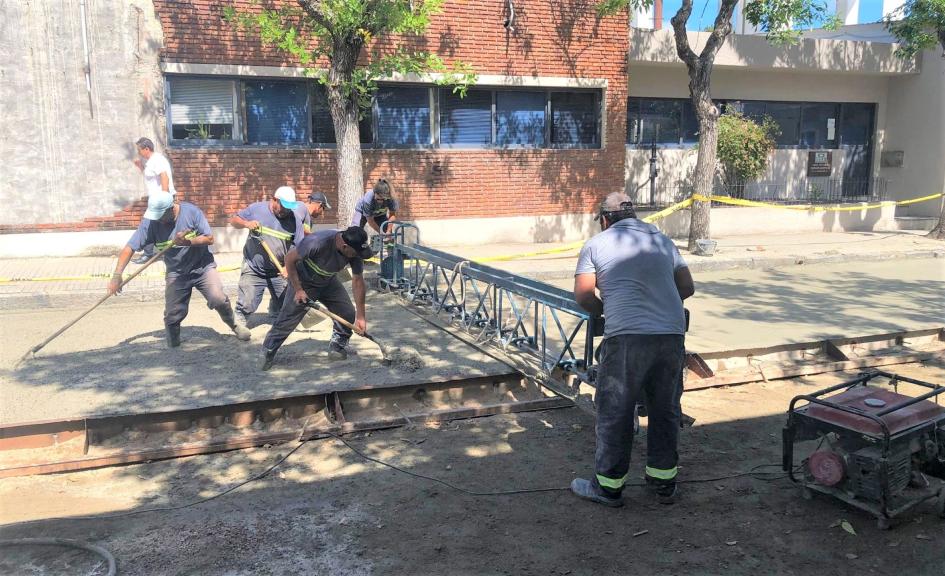 Trabajos en calle Dr. González ´´