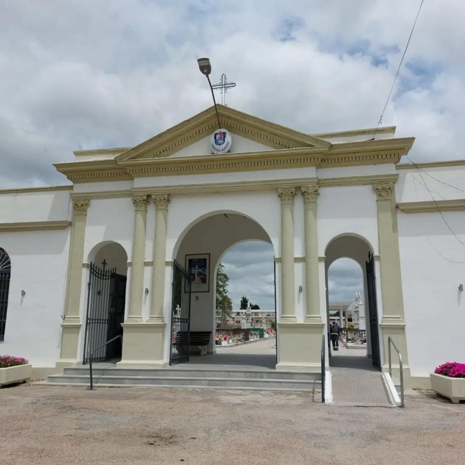 Cambio de horario del Cementerio