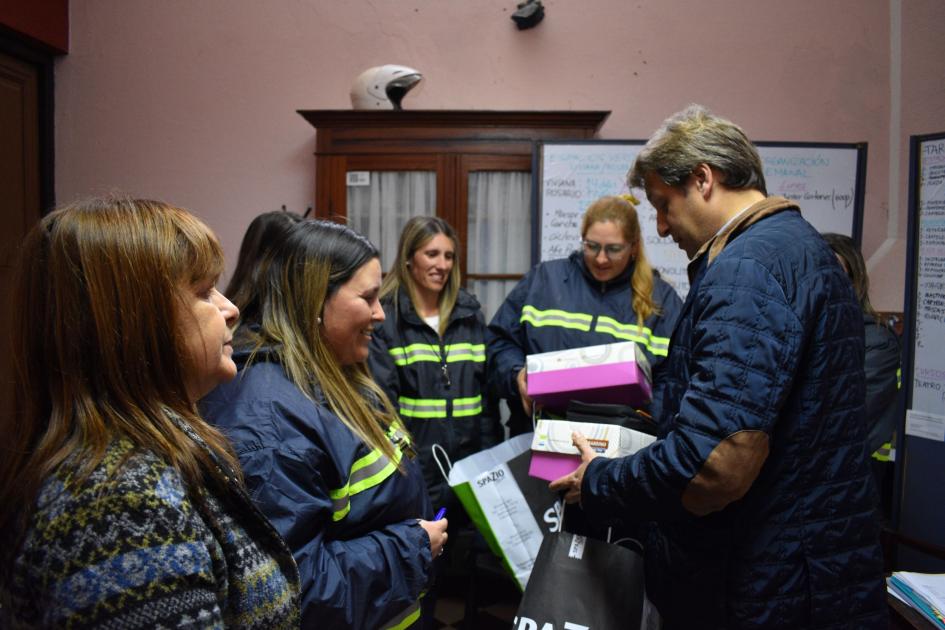 Presentacion de inspectores en Sarandi Grande ´´