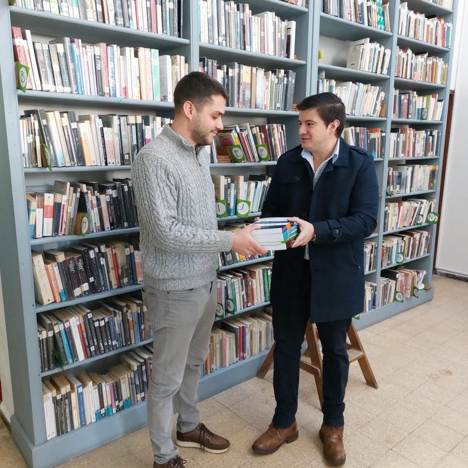 Donación libros de IMPO ´´