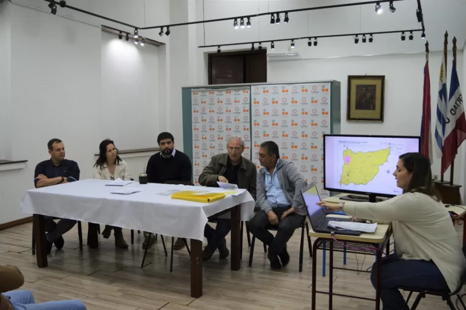 Presentación plan local Sarandi Grande ´´
