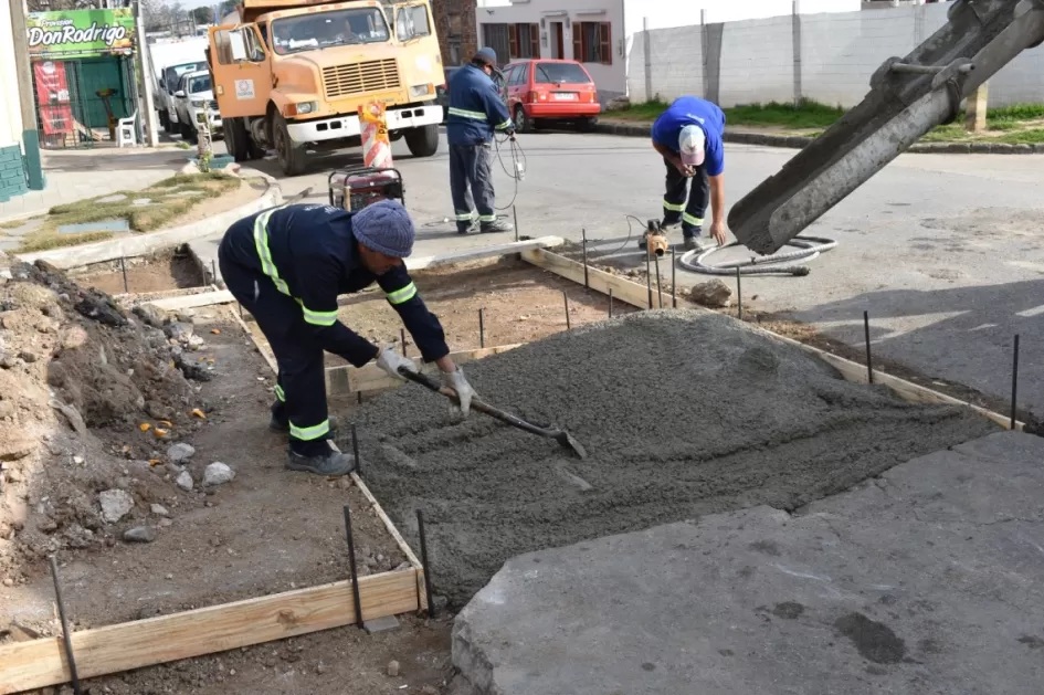 Avanzan obras atendiendo varios frentes en capital e interior