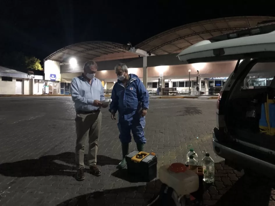 Intendente Lopez en la Terminal de Omnibus