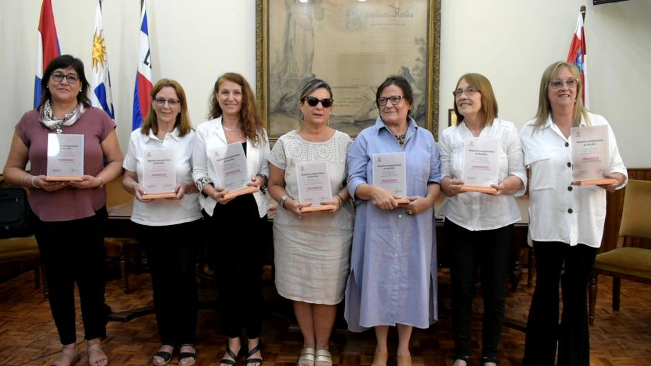 Reconocimiento a mujeres de la Intendencia Reconocimiento a mujeres de la Intendencia
