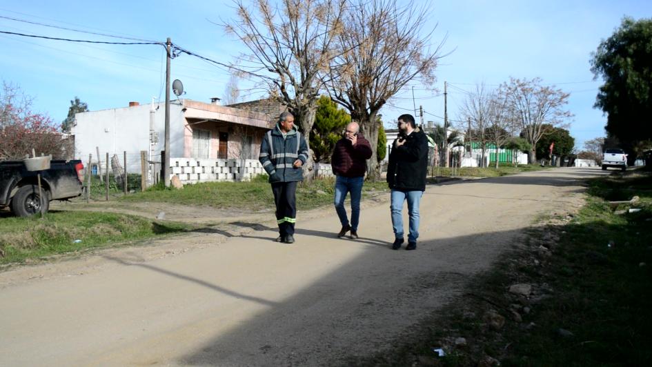 Comienzan obras de desagües pluviales en barrio Garibaldi de Sarandí Grande Comienzan obras de desagües pluviales en barrio Garibaldi de Sarandí Grande