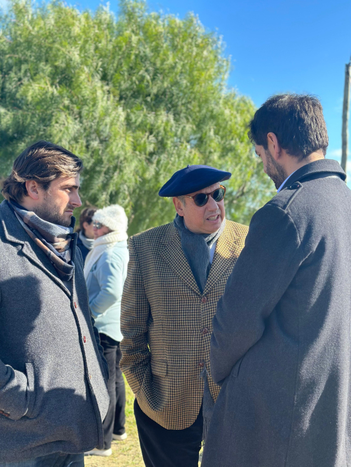 Recorrida por las obras de la Escuela Técnica II en Florida ´´