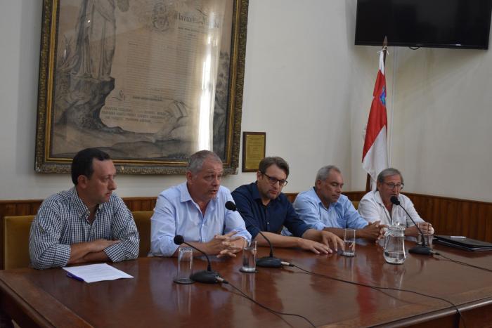 Mesa Conferencia de prensa ´´