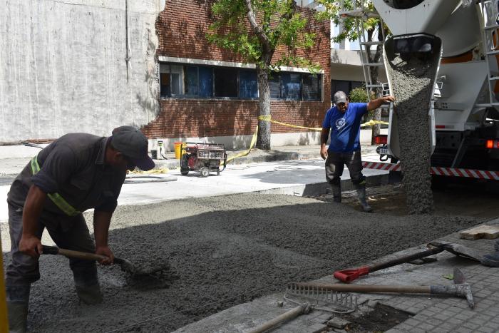 Trabajos de hormigonado en calle Dr. González