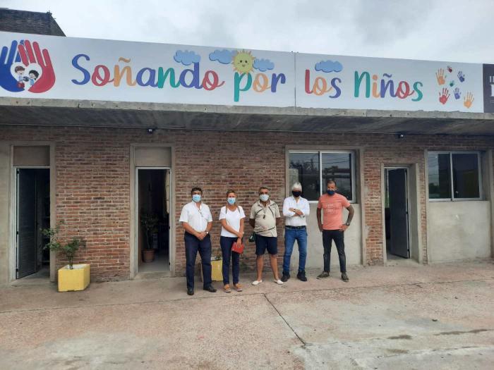 Luis Oliva y coordinadores del proyecto