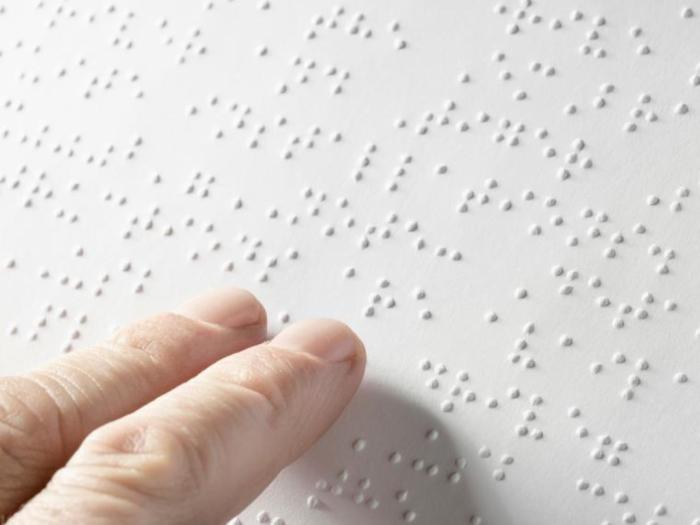 Centro Braille actualiza software de sus equipos informáticos