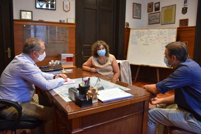 López, Pérez y Rubio en reunión