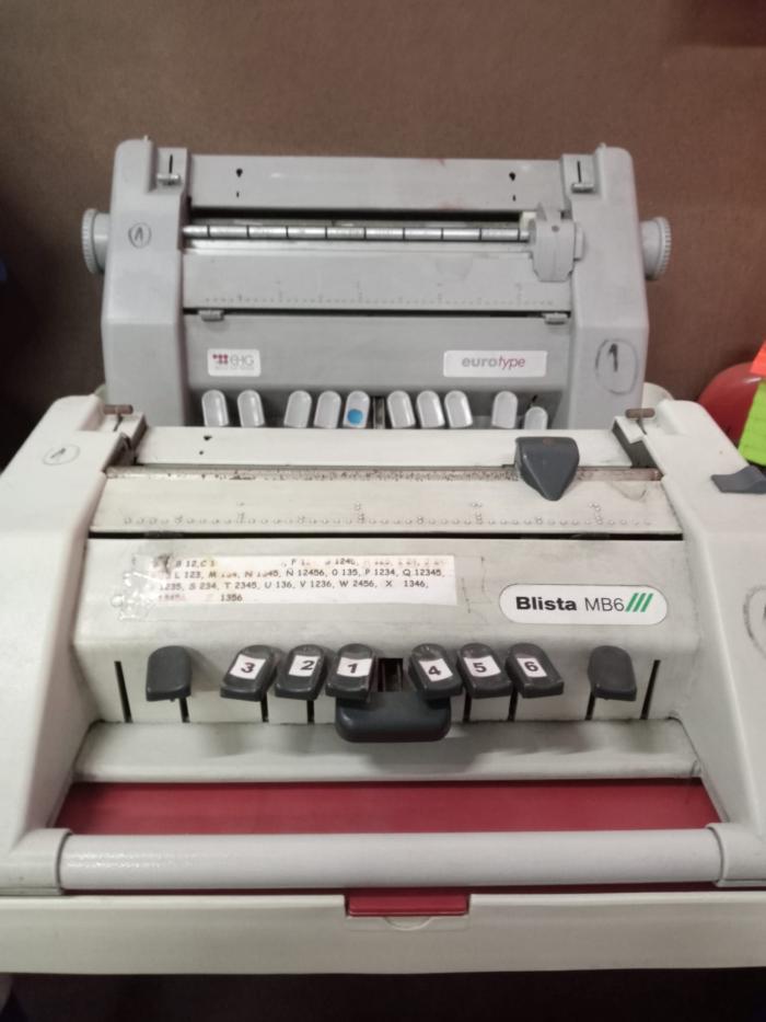 ´Maquina escritura en Braille ´´