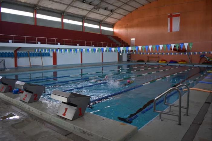 Metropolitano de natación en Piscina Departamental 
