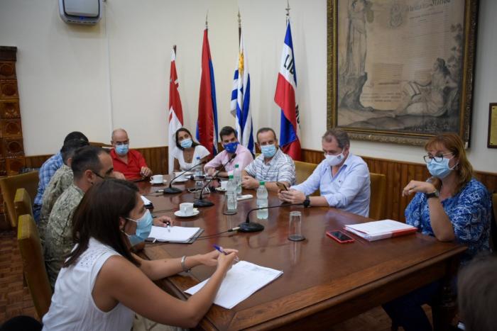 Reunión en el Salon de Honor