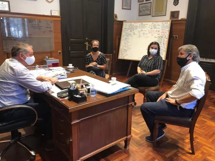 Reunion en despacho del intendente Lopez