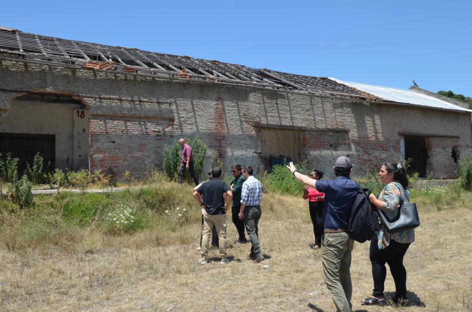 Intendente Ximénez, directores de la intendencia y presidente de AFE visitaron la Estación de AFE