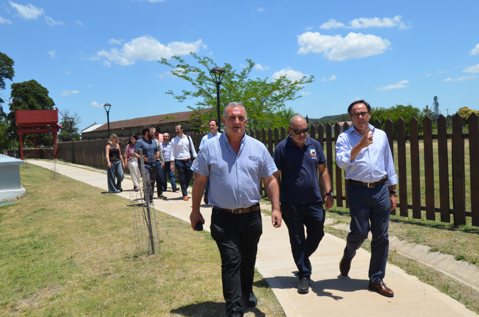 Intendente Ximénez, directores de la intendencia y presidente de AFE visitaron la Estación de AFE