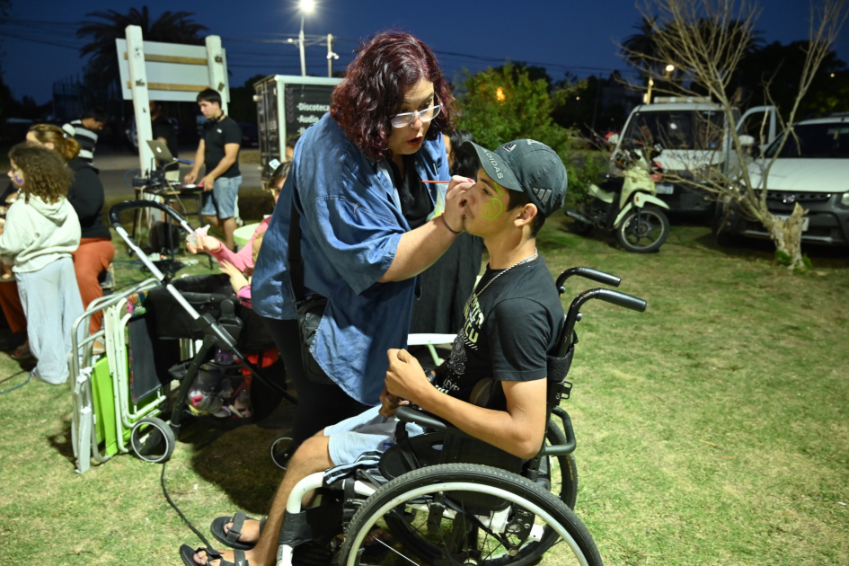 Primera jornada del Plan de Verano en el barrio Garolini