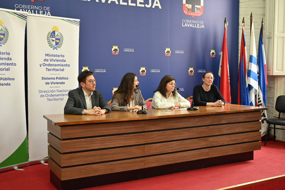 La secretaria general, Arianna Bentos, dio la bienvenida a autoridades nacionales La secretaria general, Arianna Bentos, dio la bienvenida a autoridades nacionales