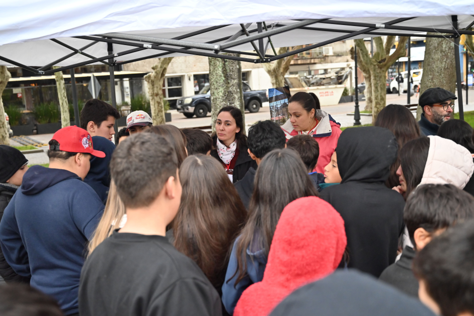 Lavalleja celebró el Día Mundial de la Abeja con actividades educativas y apoyo al sector apícola