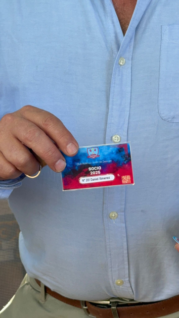 Intendente Ximénez fue registrado como socio 201 del club Unión de Zapicán Intendente Ximénez fue registrado como socio 201 del club Unión de Zapicán