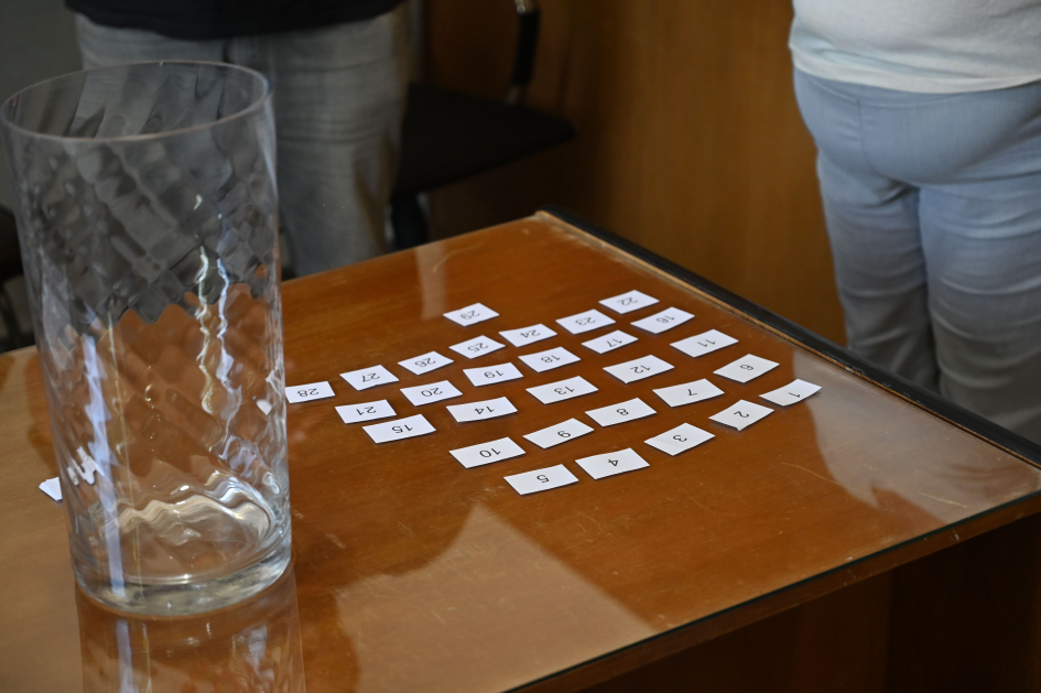 La Intendencia de Lavalleja realizó sorteos de puestos de trabajo zafral en municipios del interior La Intendencia de Lavalleja realizó sorteos de puestos de trabajo zafral en municipios del interior