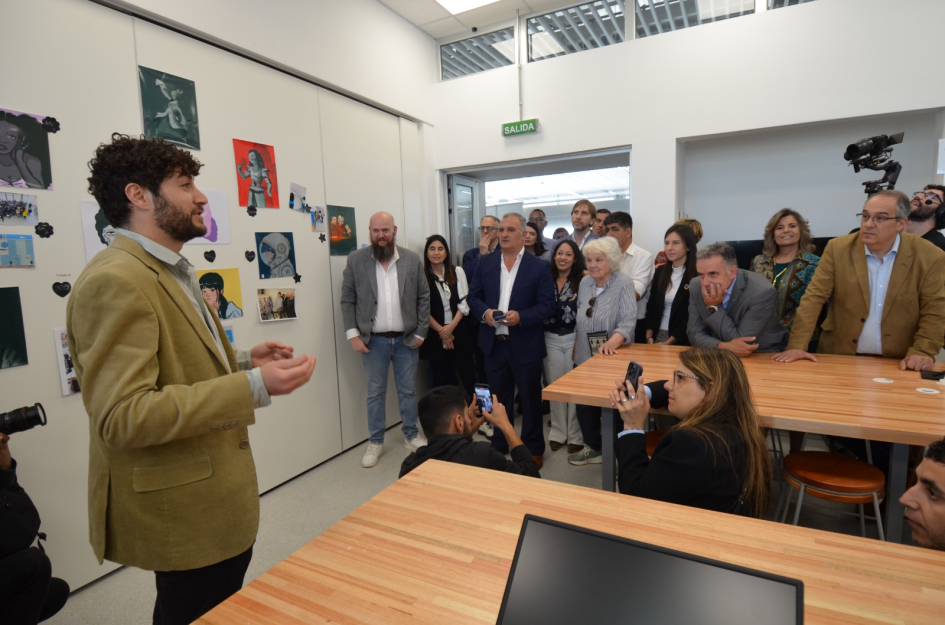 Recorrida de autoridades por el nuevo edificio del ITR Este de UTEC