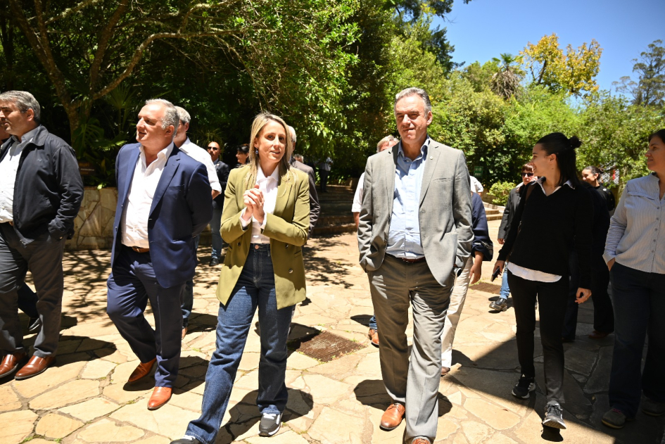 Intendente Ximénez recorrió la planta junto al Presidente Orsi y ministros