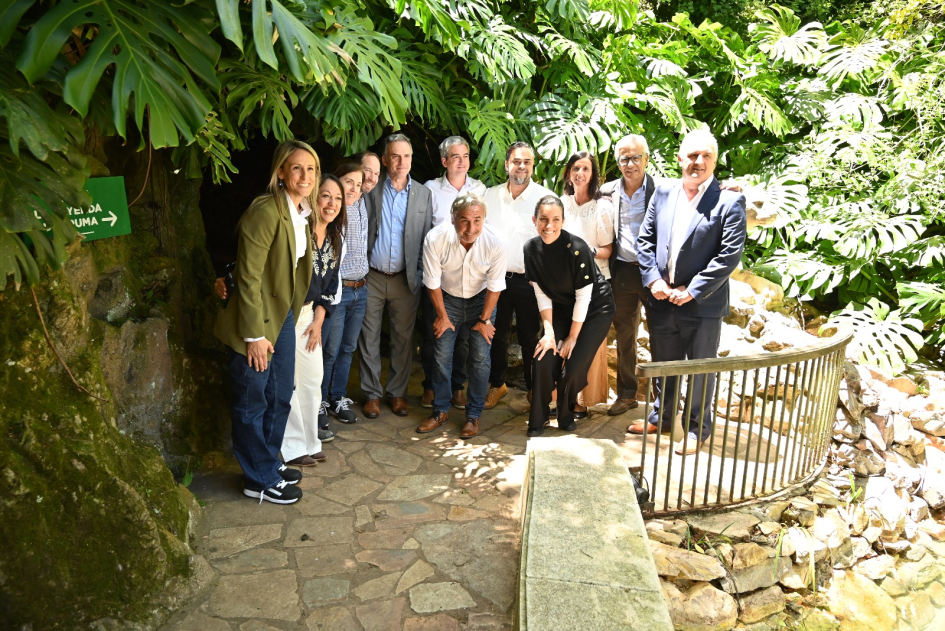 Intendente Ximénez recorrió la planta junto al Presidente Orsi y ministros