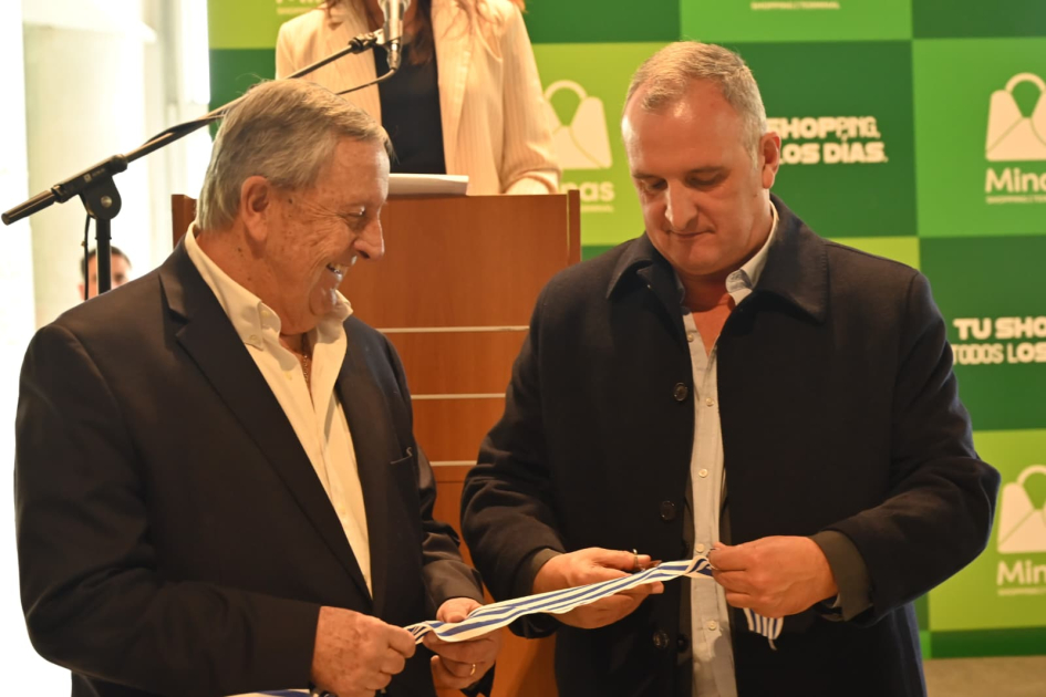 Inauguraron la ampliación de Minas Shopping, que generará 90 nuevas fuentes de trabajo Inauguraron la ampliación de Minas Shopping, que generará 90 nuevas fuentes de trabajo