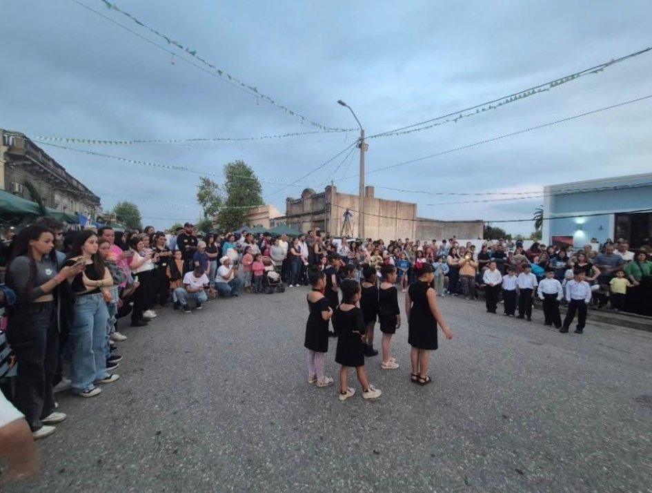 La fiesta de nuestros pueblos llega a 13 localidades y consolida la integración departamental