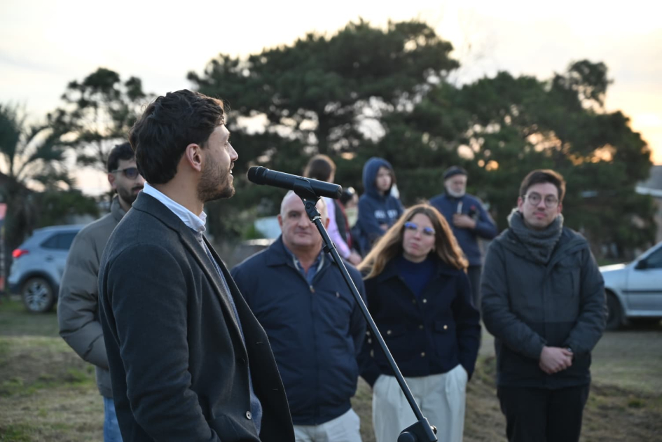 Intendencia inauguró iluminación y espacio público en el barrio San Francisco de las Sierras Intendencia inauguró iluminación y espacio público en el barrio San Francisco de las Sierras
