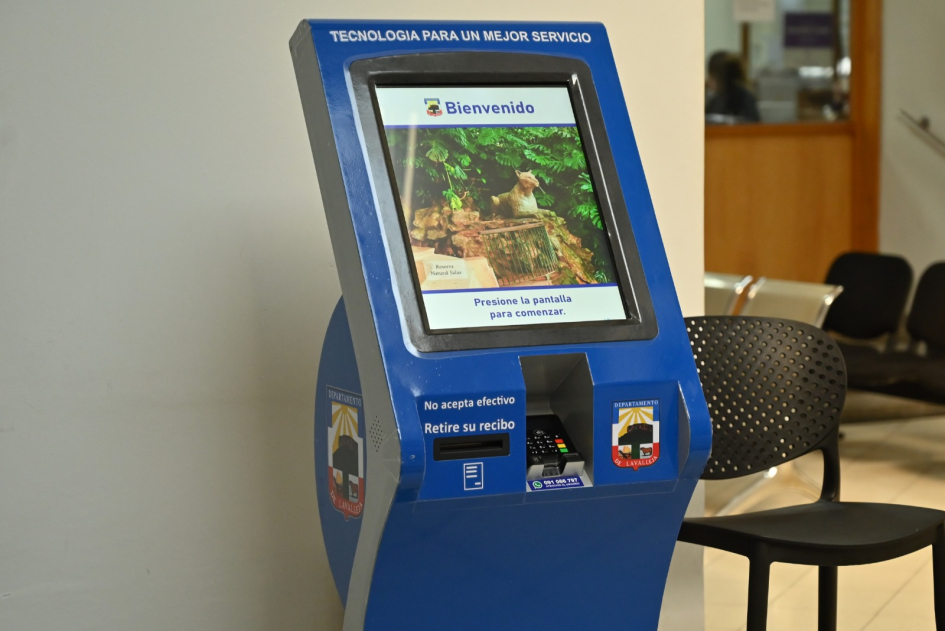 La Intendencia de Lavalleja incorpora un tótem de autogestión para facilitar trámites y pagos
