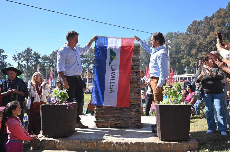 Homenaje Santos Inzaurralde