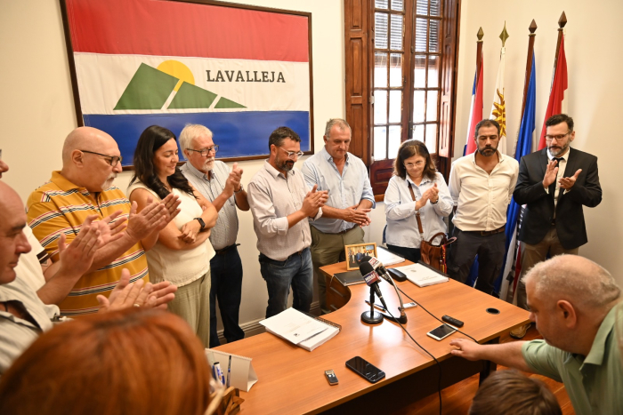 El intendente Ximénez y la secretaria general, Bentos, presentaron el proyecto de Presupuesto