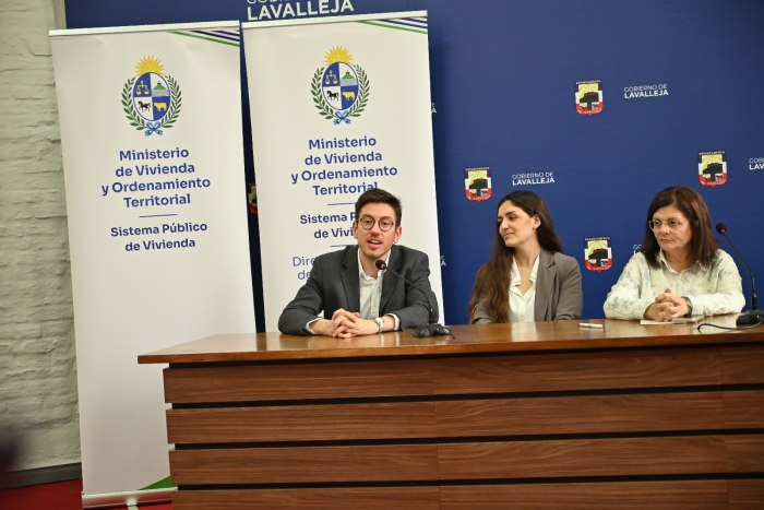El director Felipe de los Santos fue anfitrión del encuentro regional
