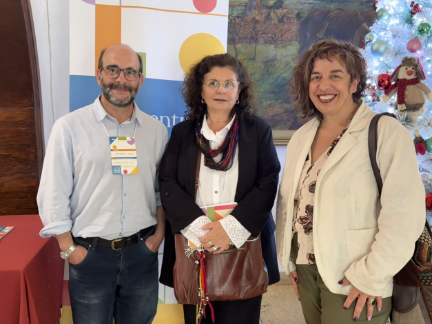 Eduardo Yocco, Arianna Bentos e Yliana Zeballos en el inicio del Encuentro Nacional de Centros PYME Eduardo Yocco, Arianna Bentos e Yliana Zeballos en el inicio del Encuentro Nacional de Centros PYME