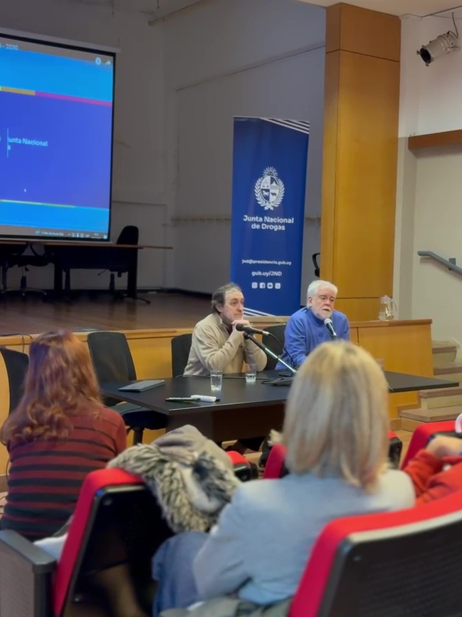 Dr. Rossi y Decano de Facultad Psicología
