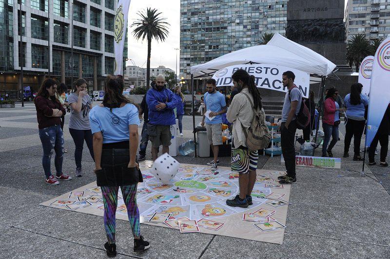 Intervención con el público, juego lúdico sobre prevención y gestión de riesgos Intervención con el público, juego lúdico sobre prevención y gestión de riesgos