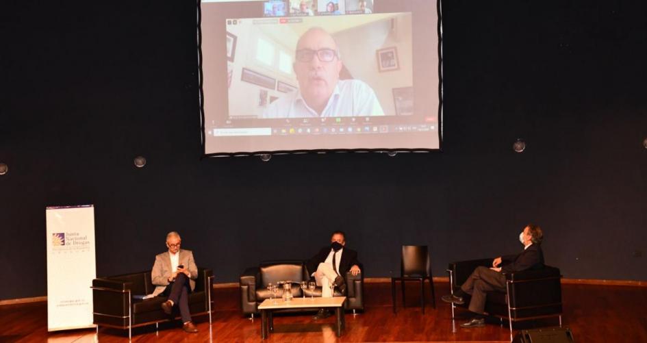 Prof. Dr. Hugo Fernández Almada Prof. Dr. Hugo Fernández Almada