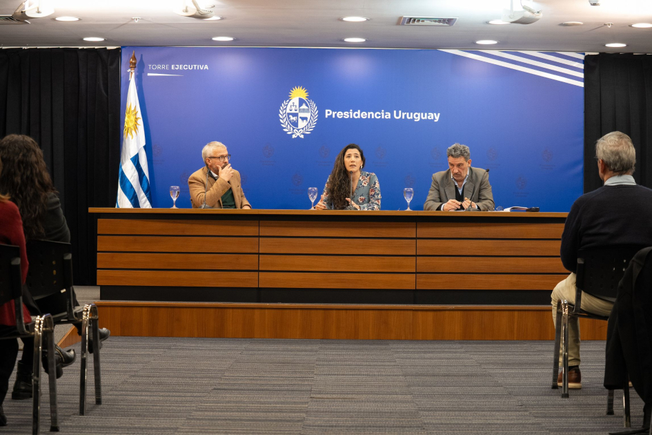 mesa de presentadores mesa de presentadores