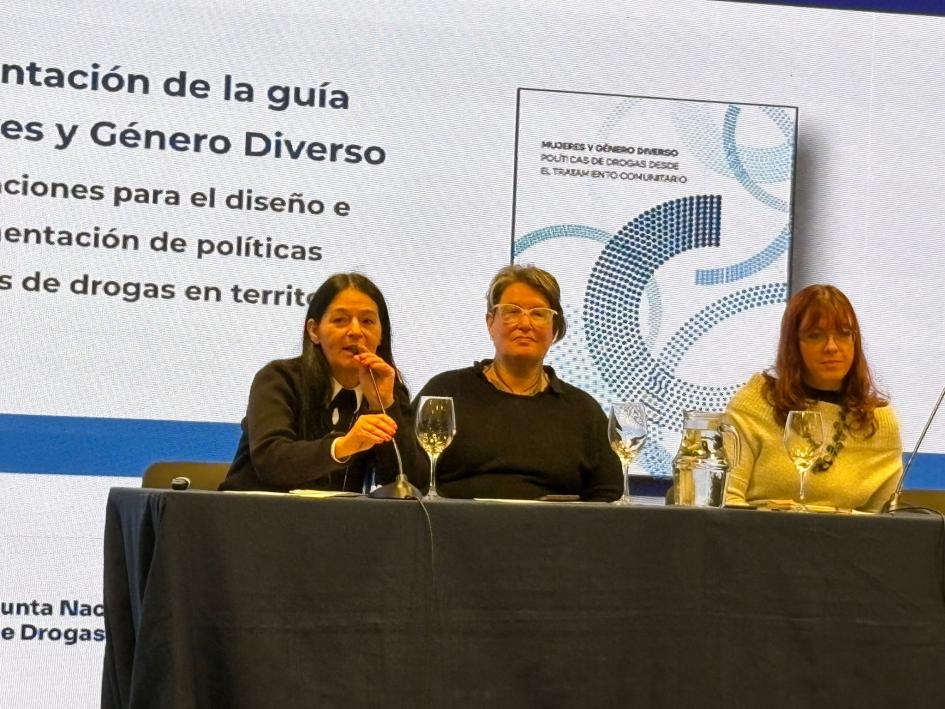 Mesa temática: Marta Piñeiro, María Inés González, Evangelina Curbelo Marta Piñeiro, María Inés González, Evangelina Curbelo
