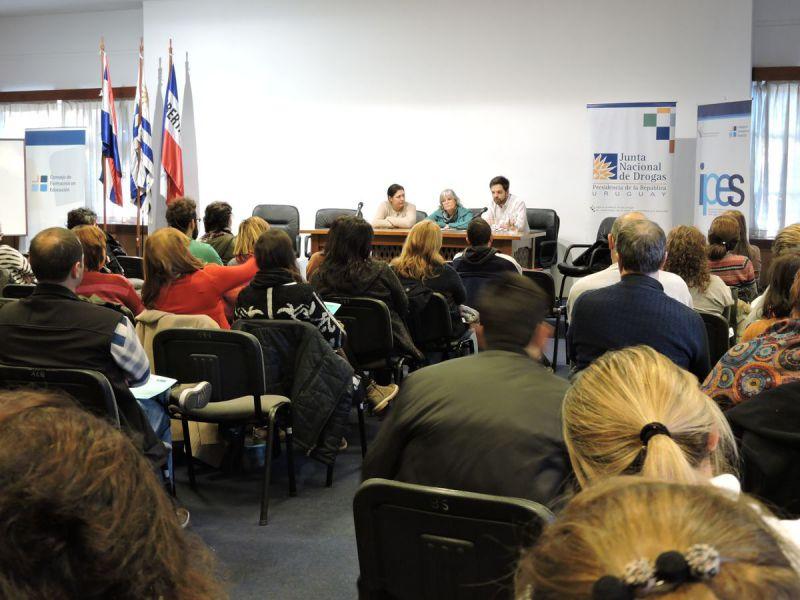 Formación sobre consumos problemáticos Formación sobre consumos problemáticos