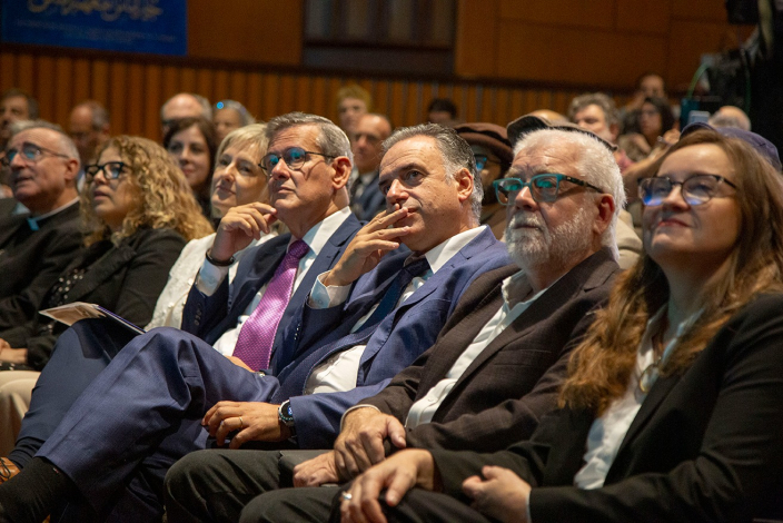 autoridades durante el encuentro