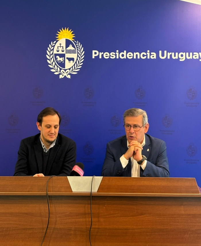 Conferencia de prensa Jorge Díaz y Aldo Tomasini conferencia Jorge Diaz