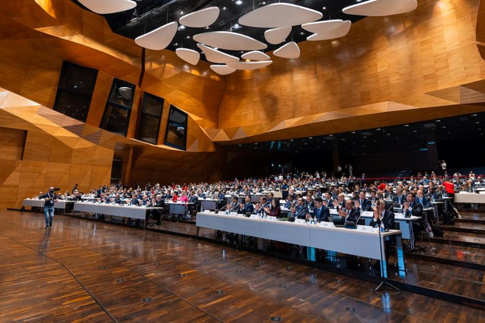 Reunión Plenaria de la Red GlobE realizada en Bakú, Azerbaiyán Reunión Plenaria de la Red GlobE realizada en Bakú, Azerbaiyán