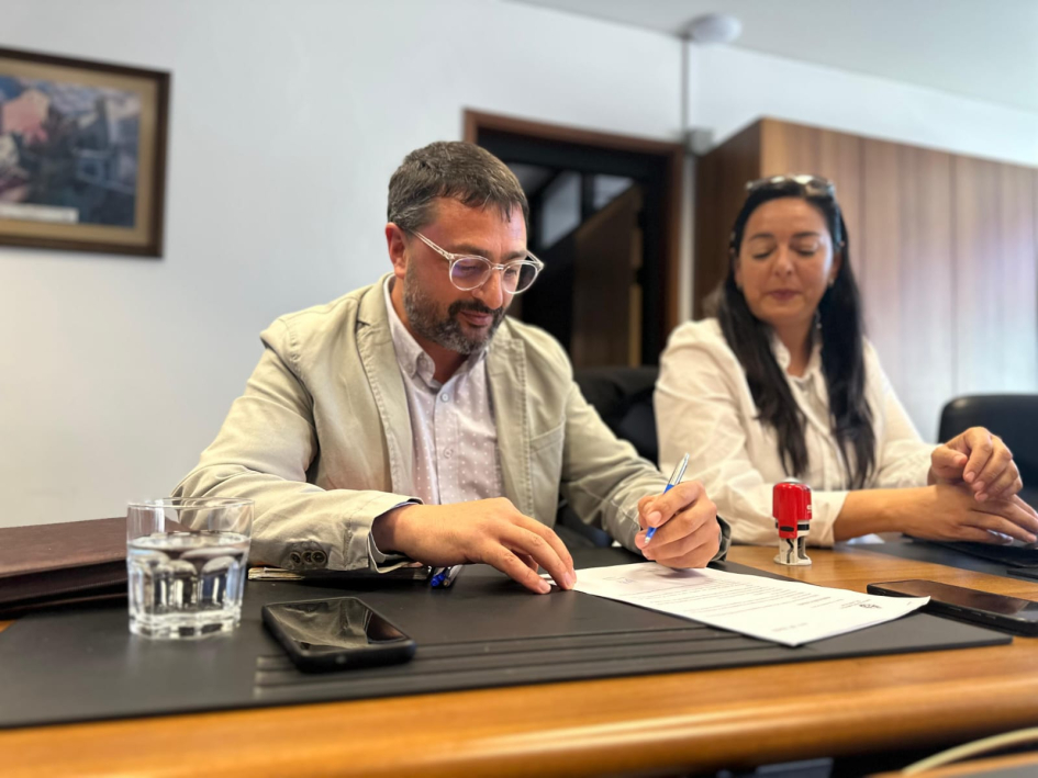 Firma resolución para la conmemoración del Día Contra la Corrupción Firma resolución para la conmemoración del Día Contra la Corrupción