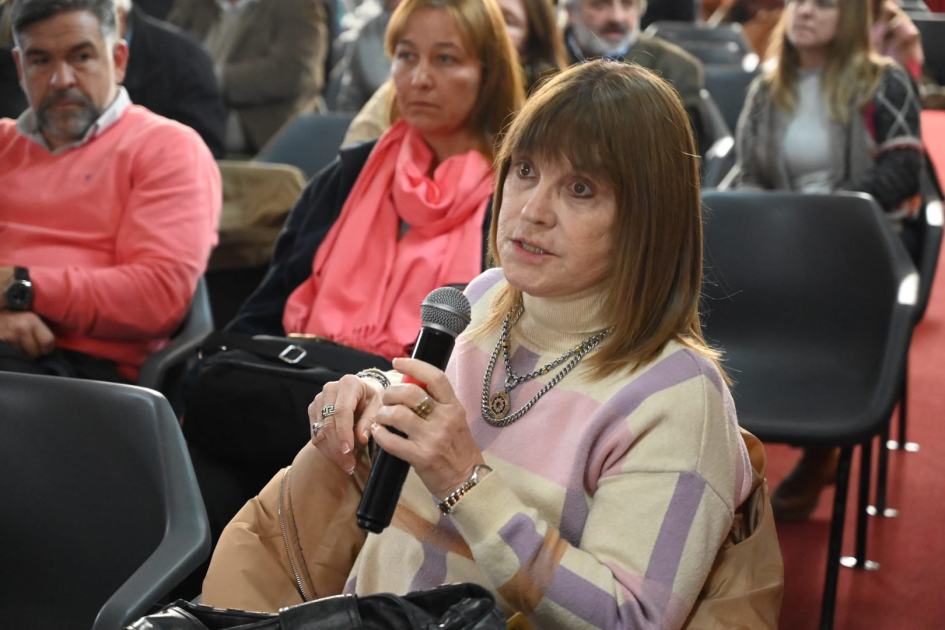 vecina de la region vecina de la region