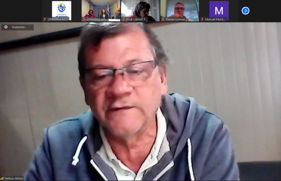 Sr. Nelson Altieri representante de la Comisión en Defensa del Agua y la Vida Sr. Nelson Altieri representante de la Comisión en Defensa del Agua y la Vida