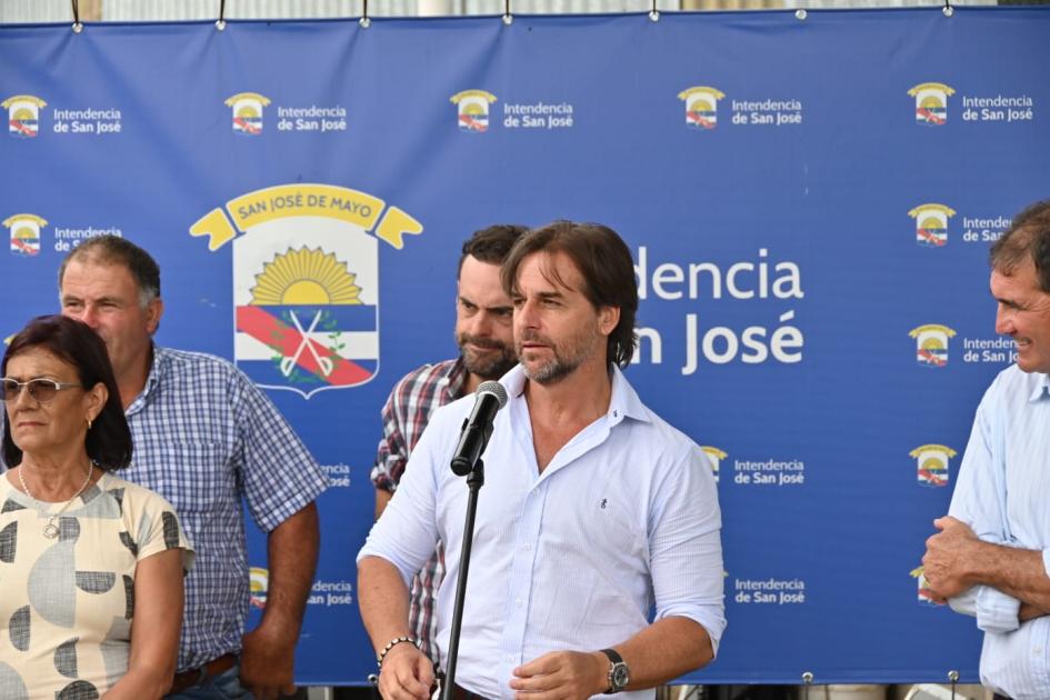 Cierre de vertedero: Ciudad del Plata Cierre de vertedero: Ciudad del Plata